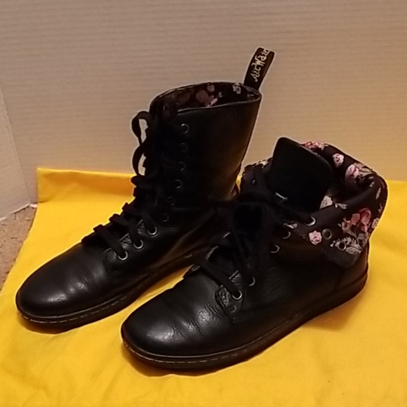 Dr. Martens Shoes - Dr. Martens Stratford Boots